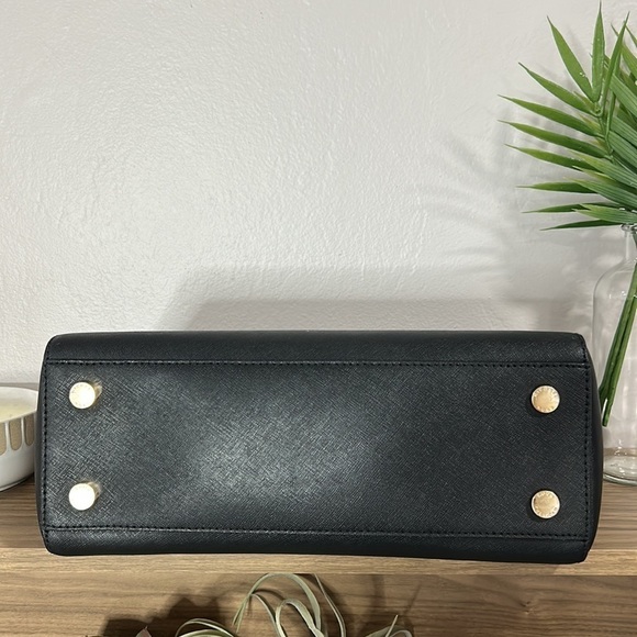 Michael kors • Kellen medium saffiano leather satchel - Picture 4 of 14